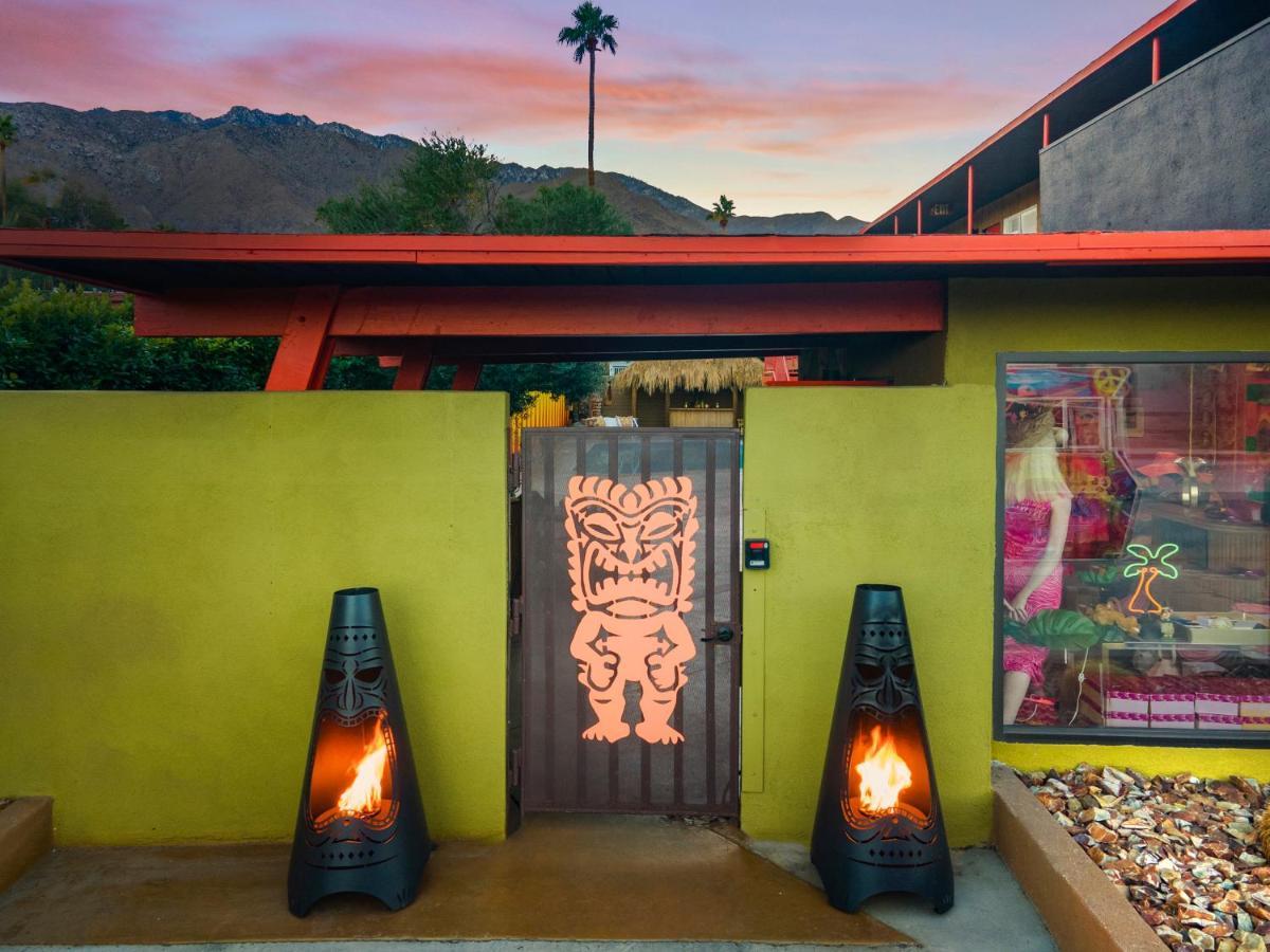 פאלם ספרינגס Tiki Hotel מראה חיצוני תמונה
