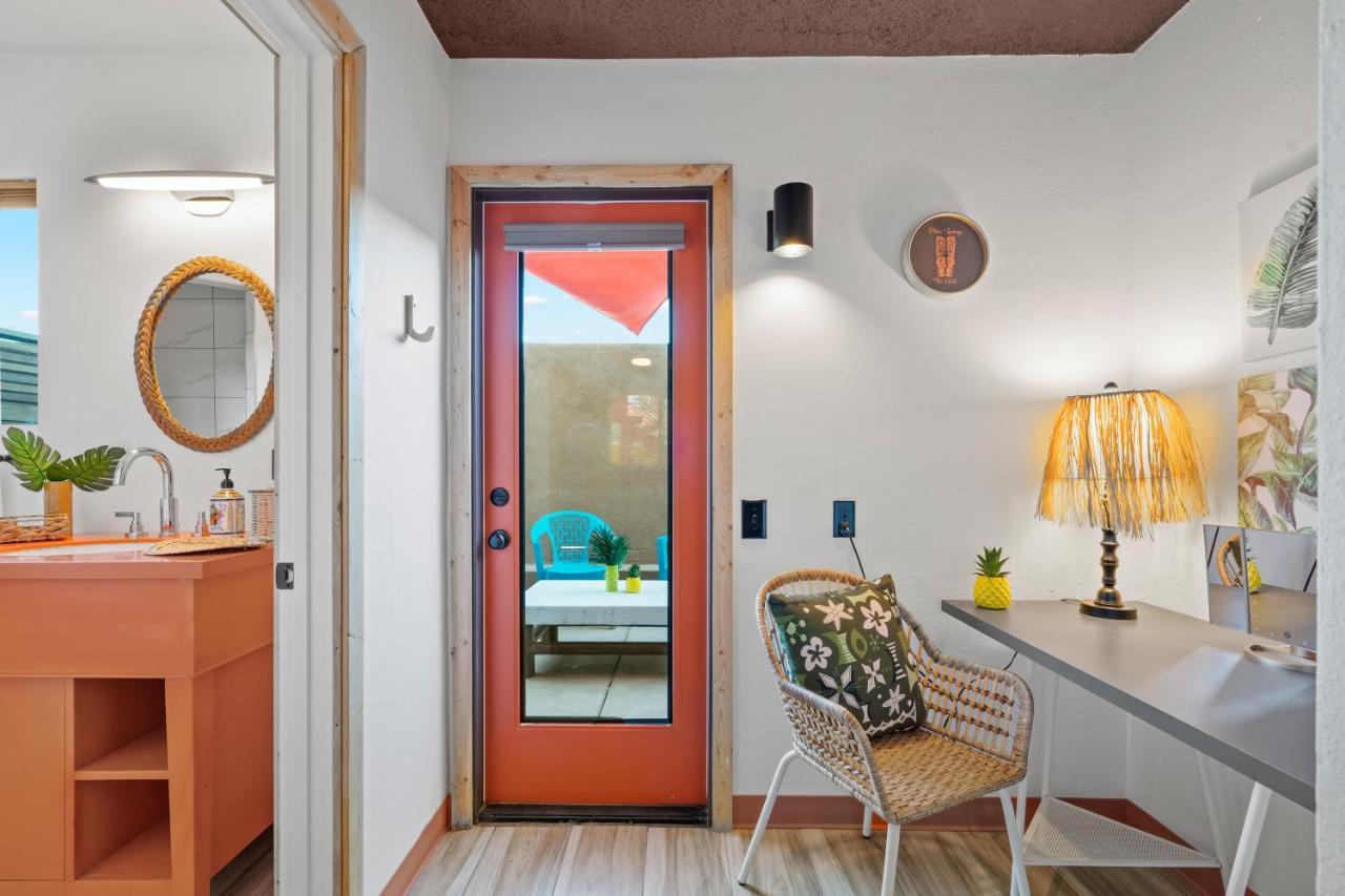 פאלם ספרינגס Tiki Hotel מראה חיצוני תמונה